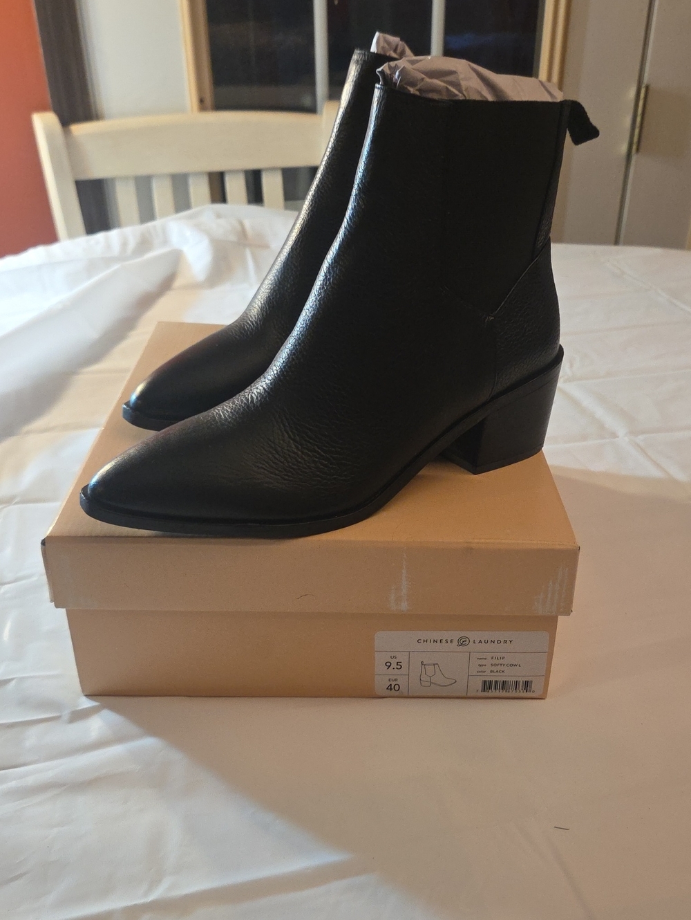 Chinese Laundry Black Pointed Toe Block Heel Ankle Booties 9.5
